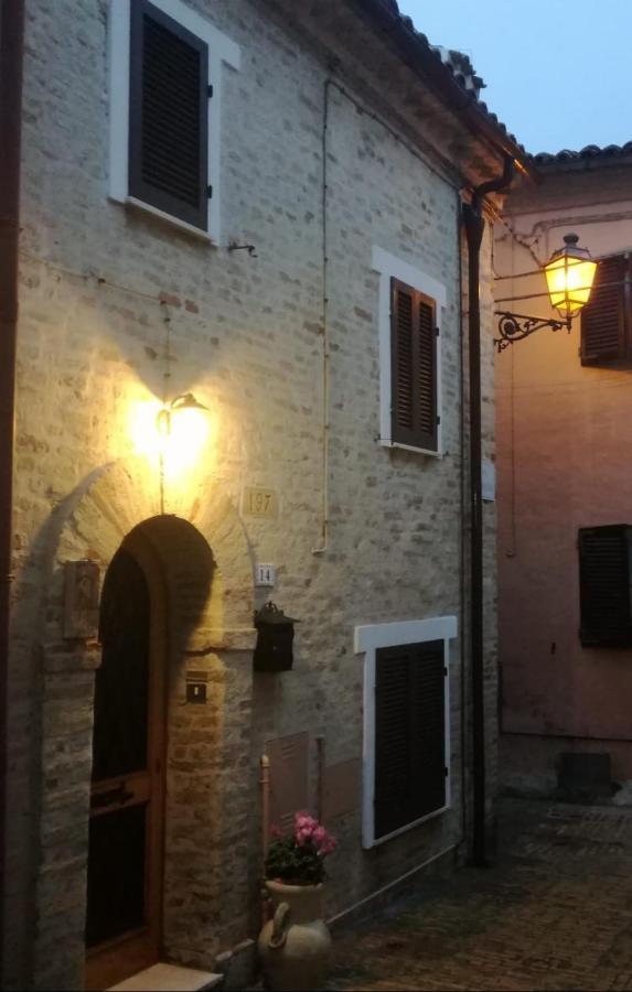 B&B Porta Girone Civitanova Alta Dış mekan fotoğraf